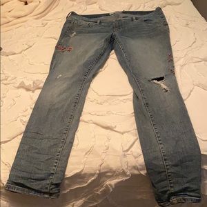 Torrid 16T skinny jeans embroidered and distressed